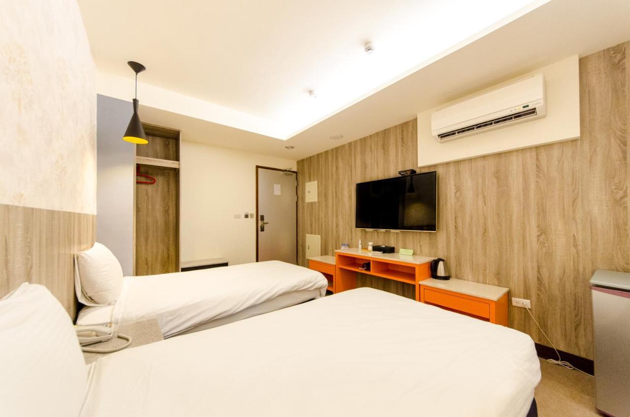 P&E Hotel Tainan Dış mekan fotoğraf