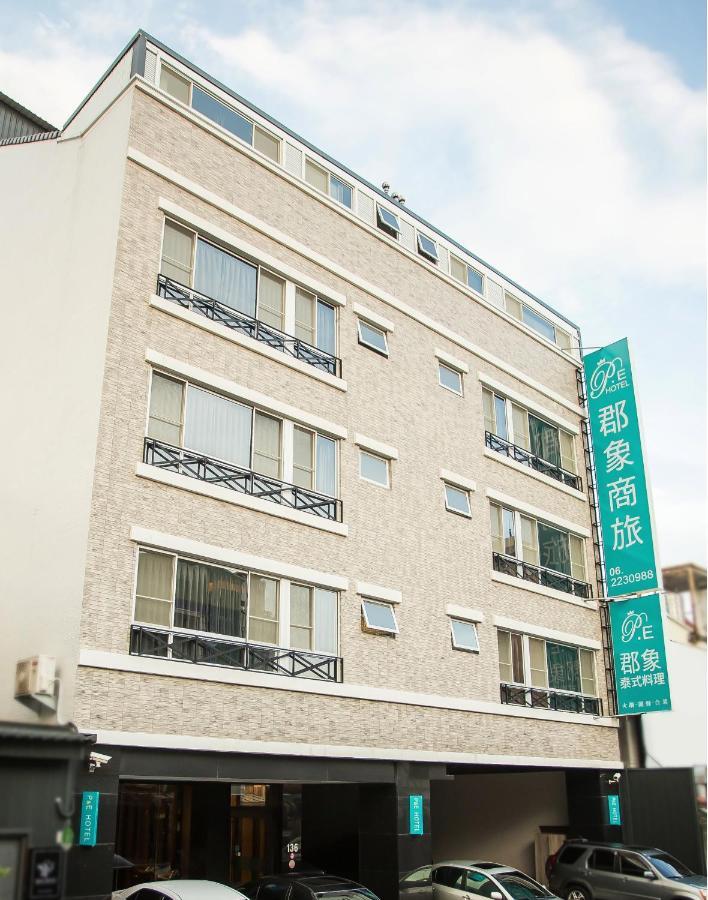 P&E Hotel Tainan Dış mekan fotoğraf