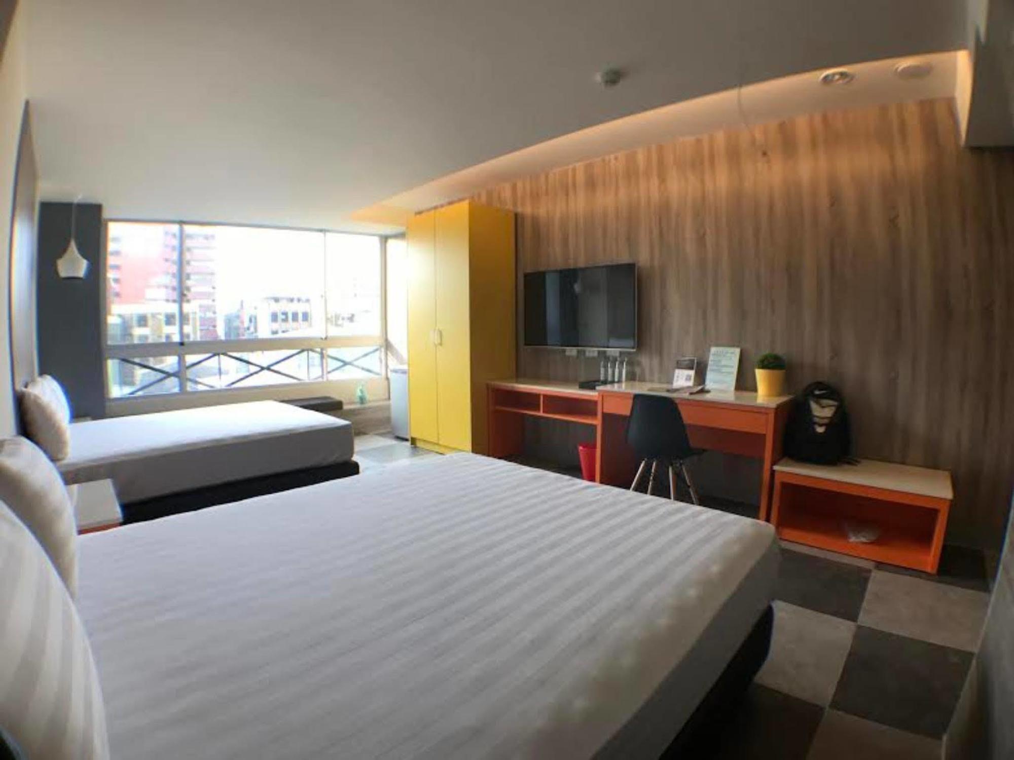 P&E Hotel Tainan Dış mekan fotoğraf