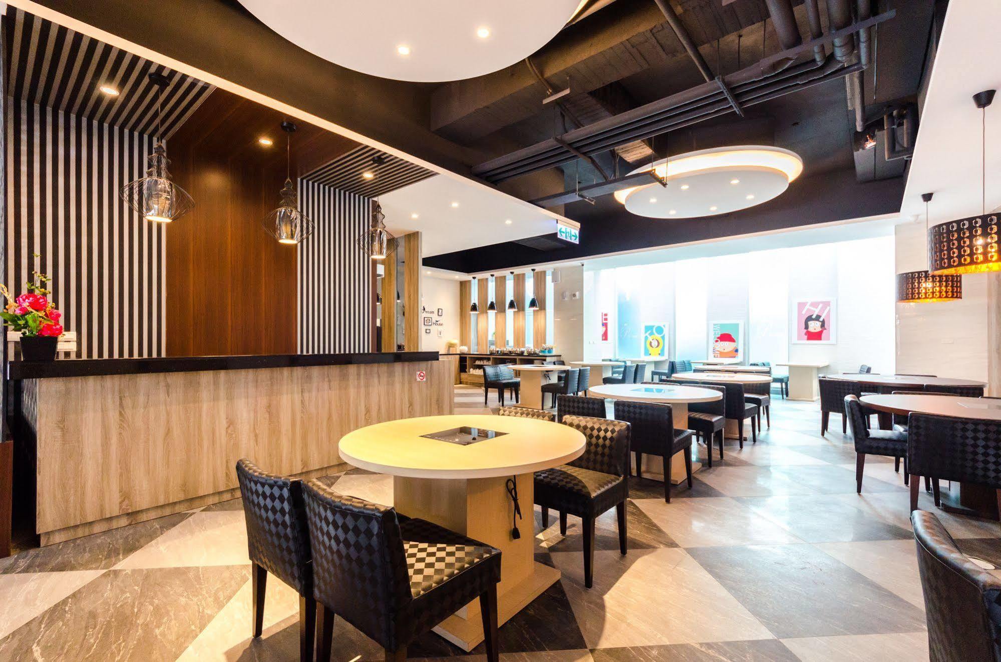 P&E Hotel Tainan Dış mekan fotoğraf