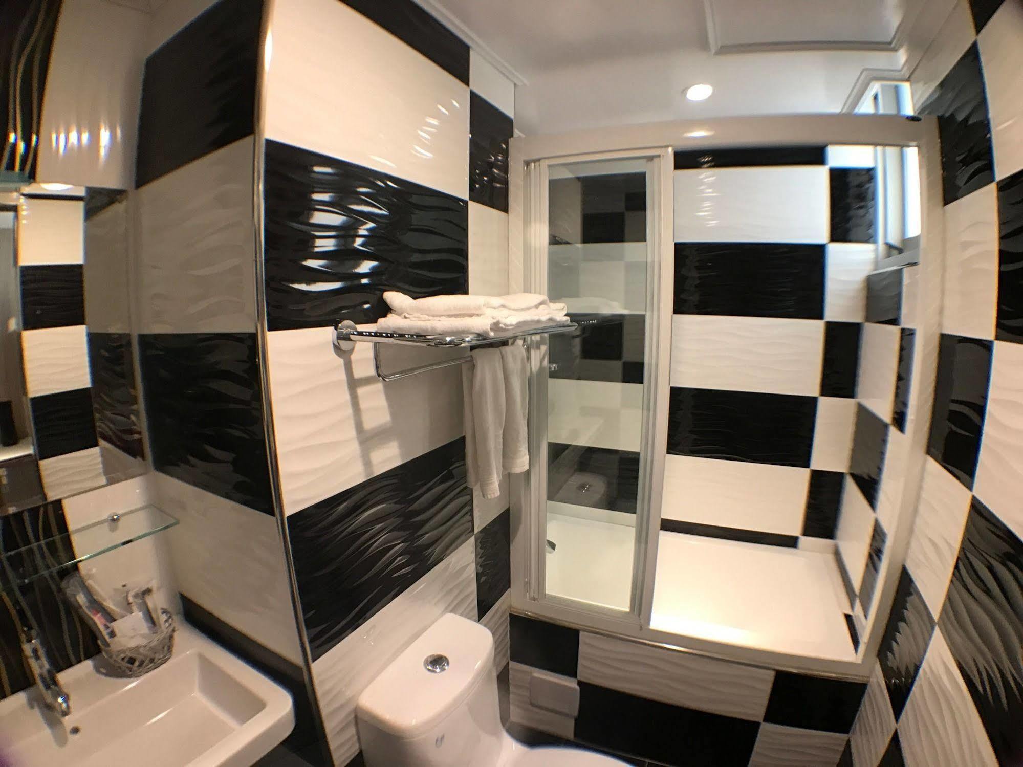 P&E Hotel Tainan Dış mekan fotoğraf