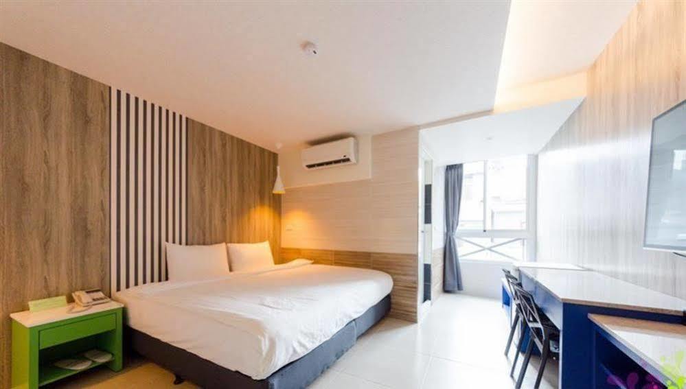 P&E Hotel Tainan Dış mekan fotoğraf